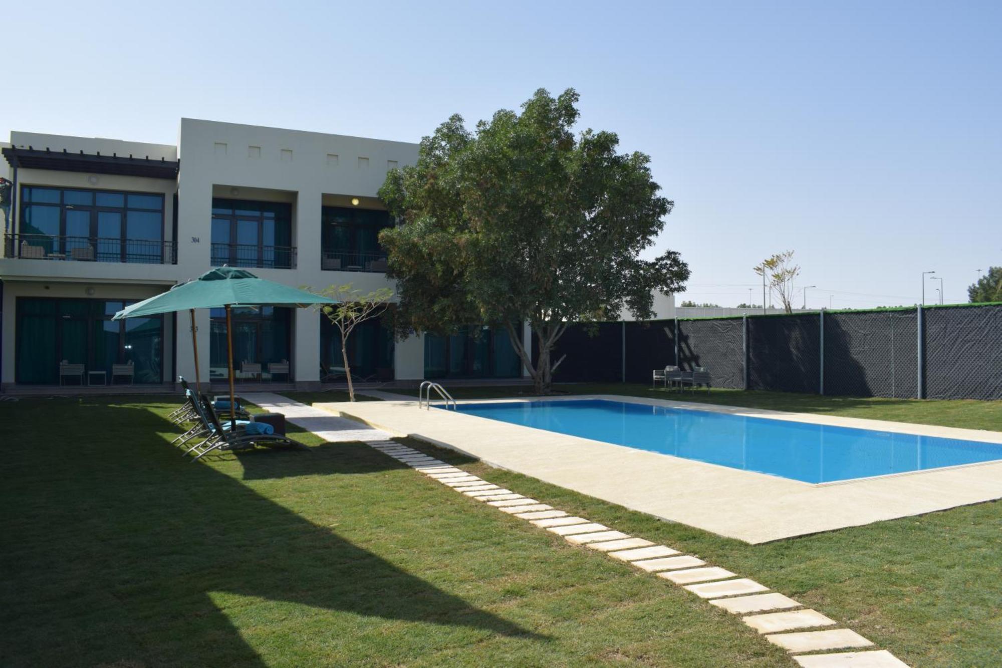 Retaj Salwa Resort & Spa Al Rayyan Dış mekan fotoğraf A villa in Al Reef