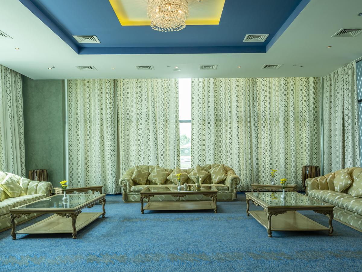 Retaj Salwa Resort & Spa Al Rayyan Dış mekan fotoğraf The VIP lounge at the airport